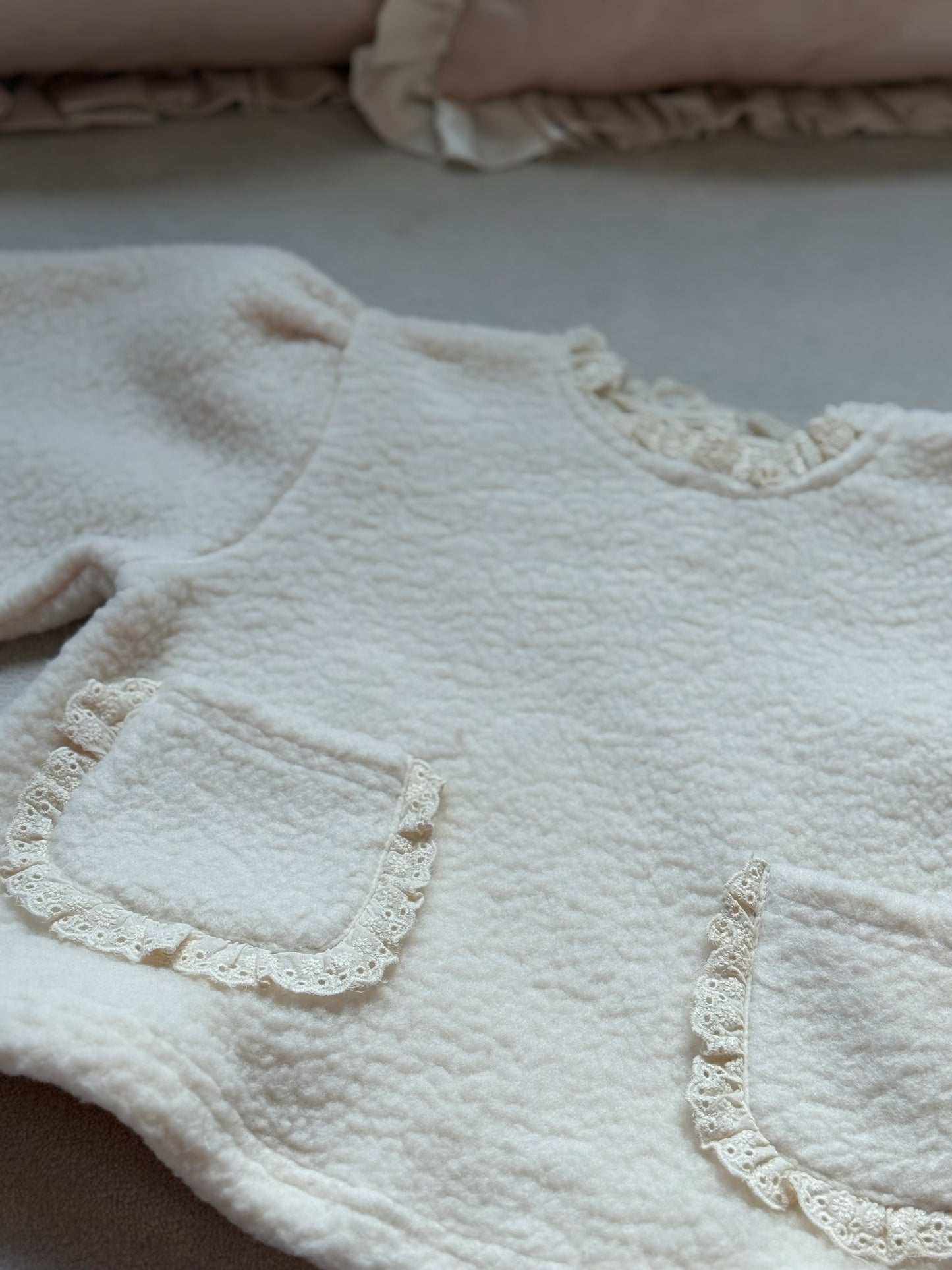 WYNTER LACE FLEECE